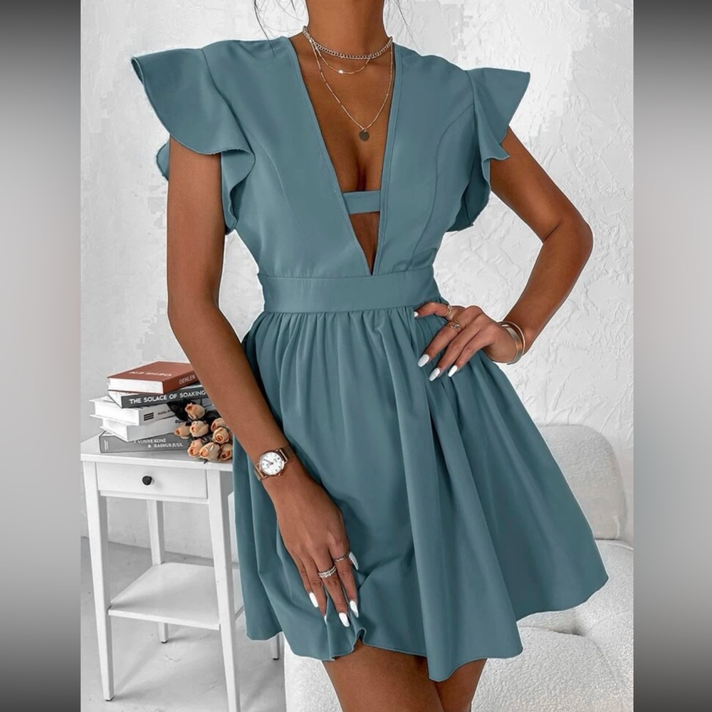 NWOT, Shein, Size L, Plunging Neck Flutter Sleeve Dress in Cadet Blue - Picture 6 of 7